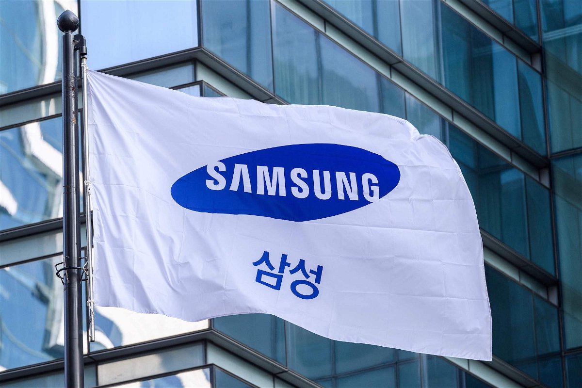 A Samsung flag is seen hoisted outside the company's Seocho building in Seoul on January 27, 2022.