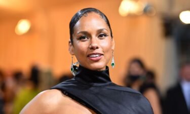 Alicia Keys arrives for the 2022 Met Gala at the Metropolitan Museum of Art on May 2