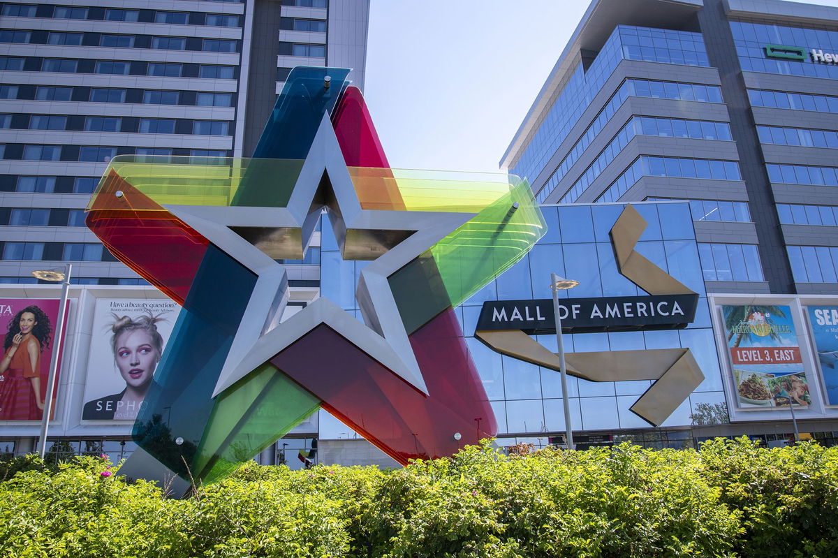 Mall of America is the largest mall in the country with over 500 stores.