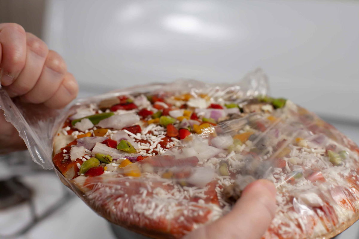 Ultraprocessed foods include frozen pizza, microwave meals, packaged snacks, and desserts.