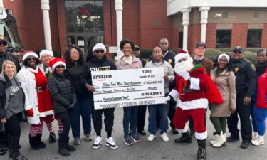 Santa and Jeezy spread holiday cheer in College Park