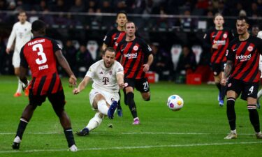 Bayern Munich had its six-match Bundesliga win streak snapped in dramatic fashion.