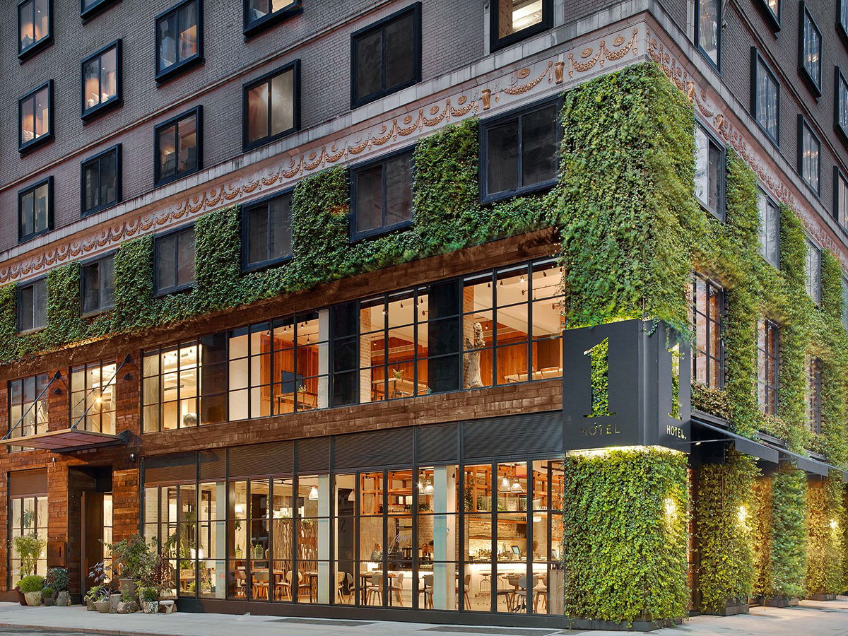 <i>1 Hotel Central Park</i><br/>The 1 Hotel Central Park brings the outside world in while using reclaimed and natural materials wherever possible.