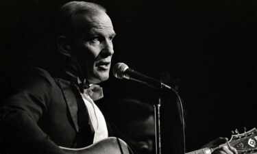 Tom Smothers