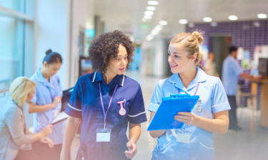 Navigating nursing paths: Comparing travel nurses and staff nurses