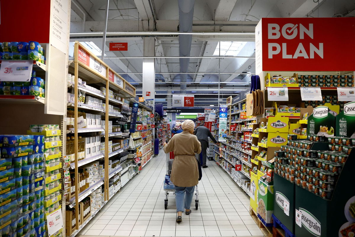 <i>Sarah Meyssonnier/Reuters</i><br/>A Carrefour supermarket in Montesson near Paris on September 13