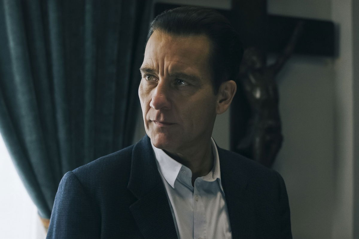 <i>AMC</i><br/>Clive Owen as Sam Spade in AMC's 