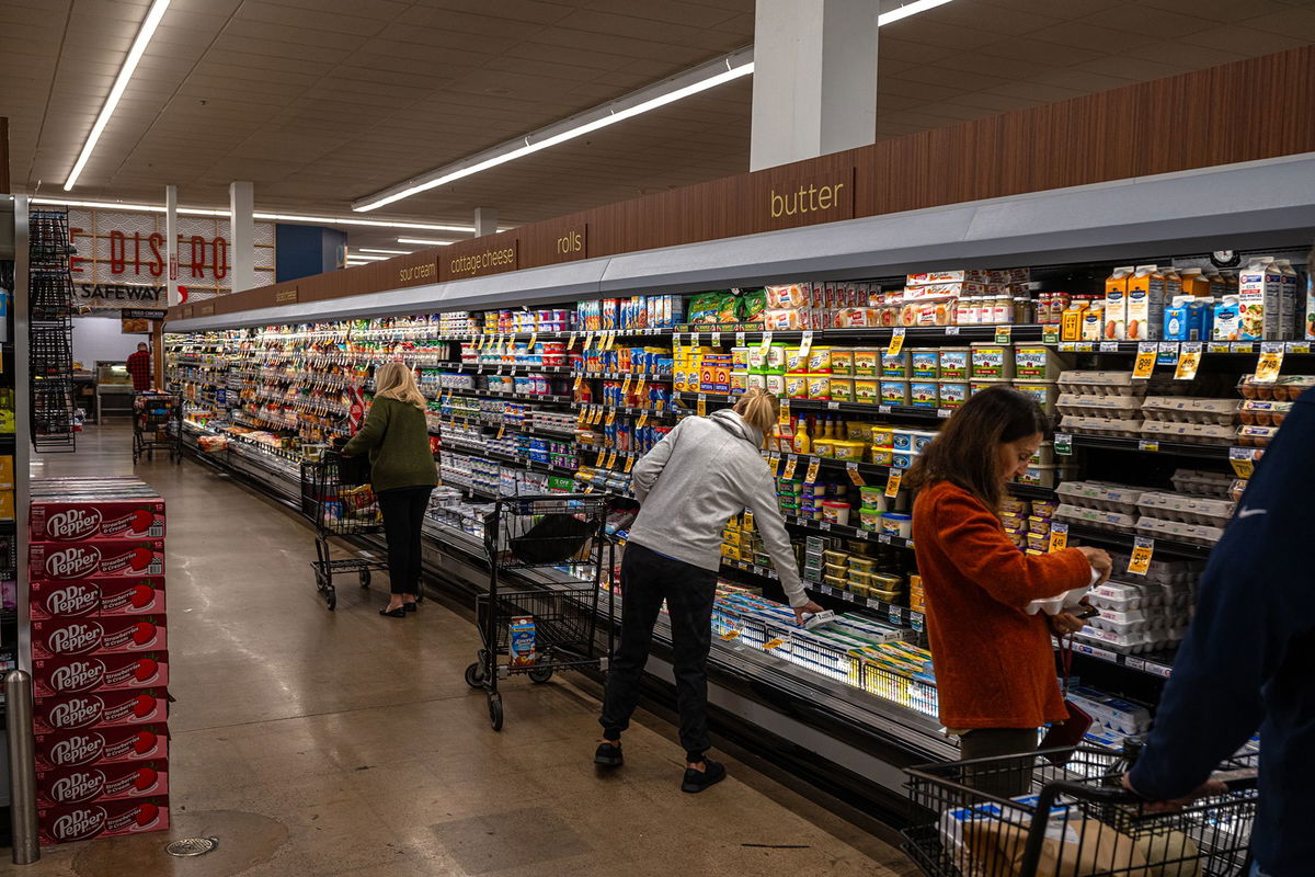 Shoppers at a Safeway grocery store in Scottsdale, Arizona, on January 3.