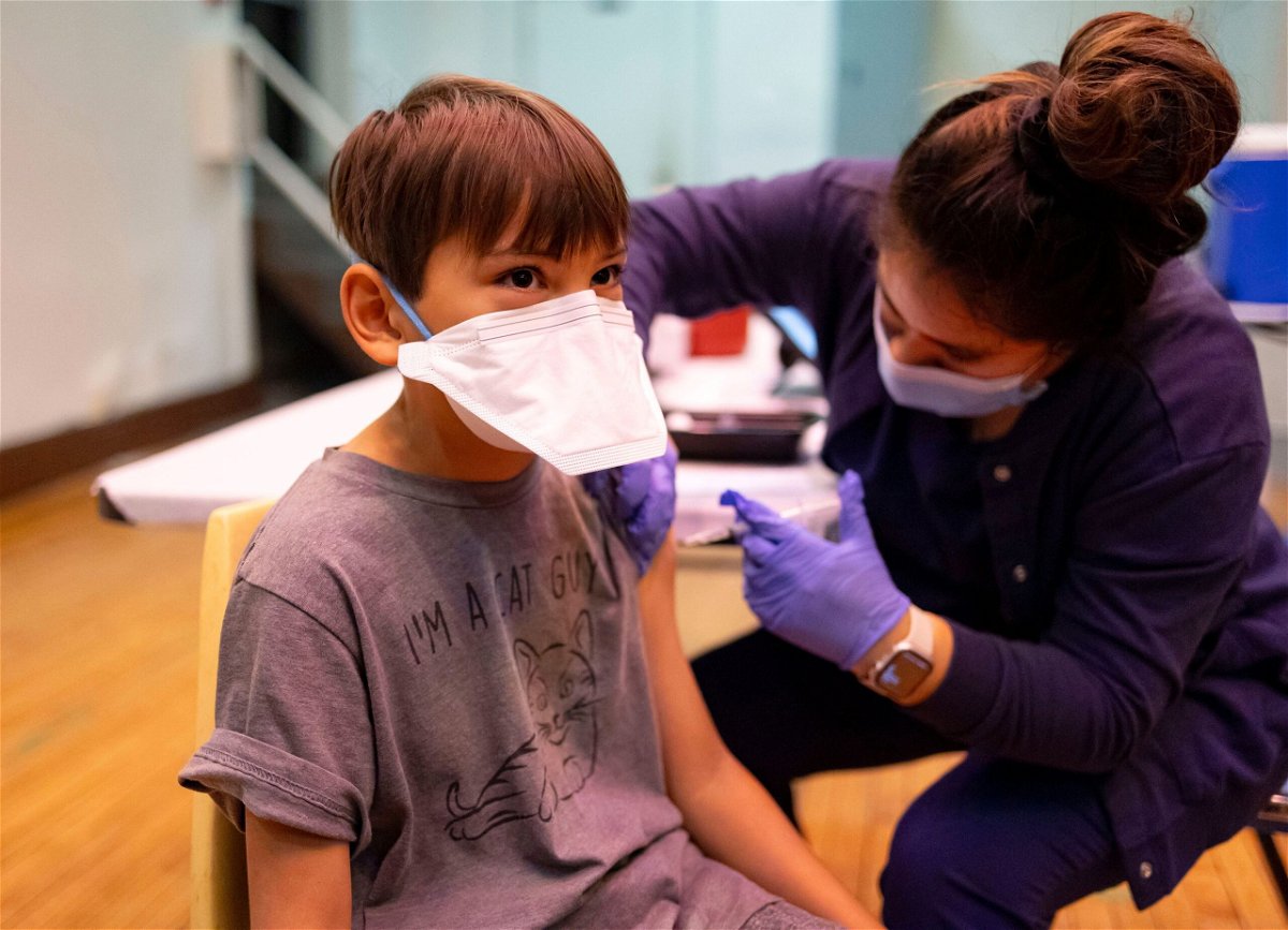 <i>Brian Cassella/Chicago Tribune/Tribune News Service/Getty Images</i><br/>Early data from Canada suggests the flu vaccine is more than 60% effective this season