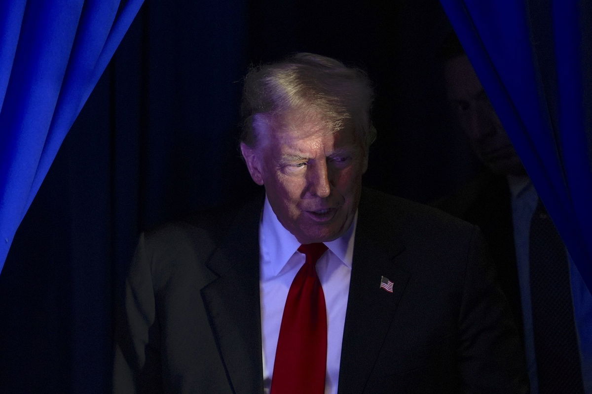 <i>Matt Rourke/AP</i><br/>Former President Donald Trump arrives at a campaign event in Portsmouth