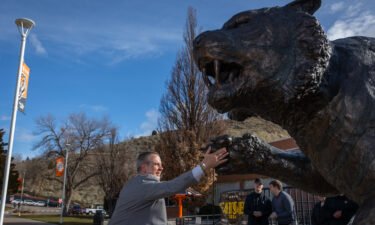 Idaho State University President Robert Wagner speaks with students