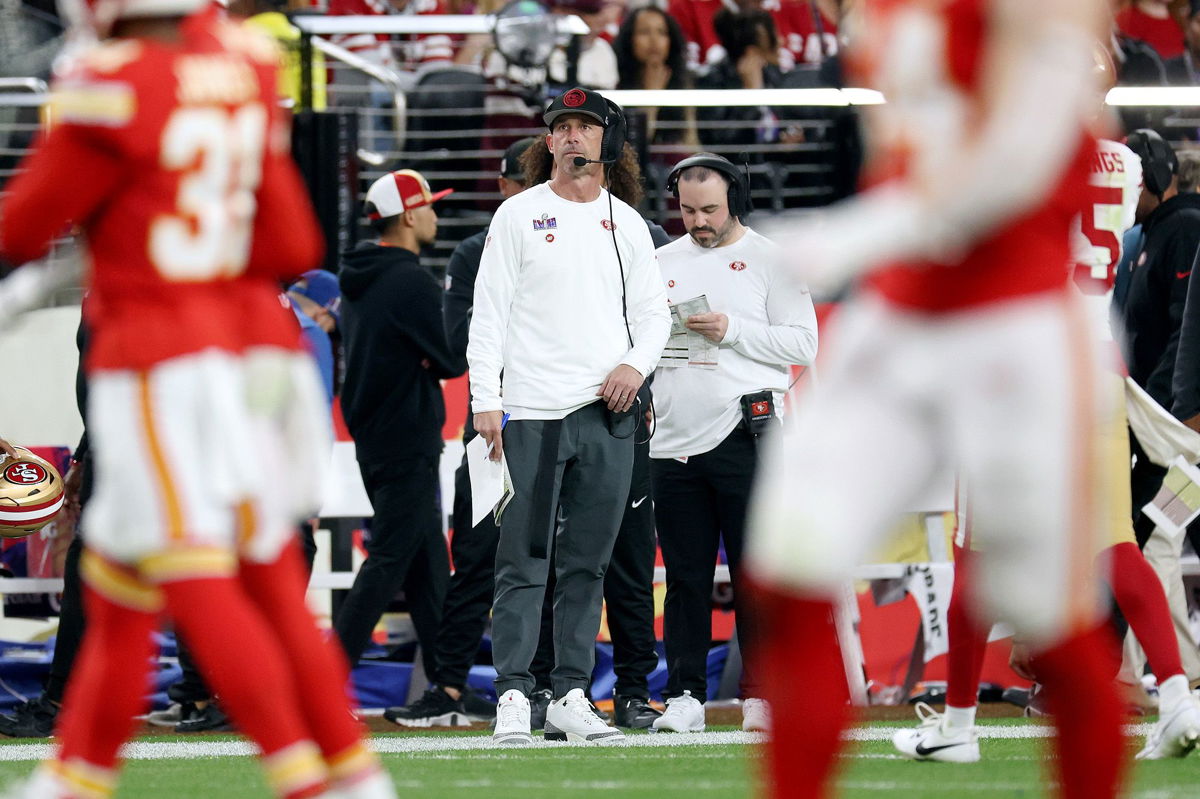 <i>Jamie Squire/Getty Images</i><br/>Head coach Kyle Shanahan of the San Francisco 49ers looks on during the fourth quarter of Super Bowl LVIII.