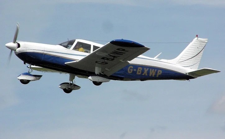 A Piper PA-32 Cherokee Six, similar to one that crashed SE of Madras on Sunday, killing the pilot
