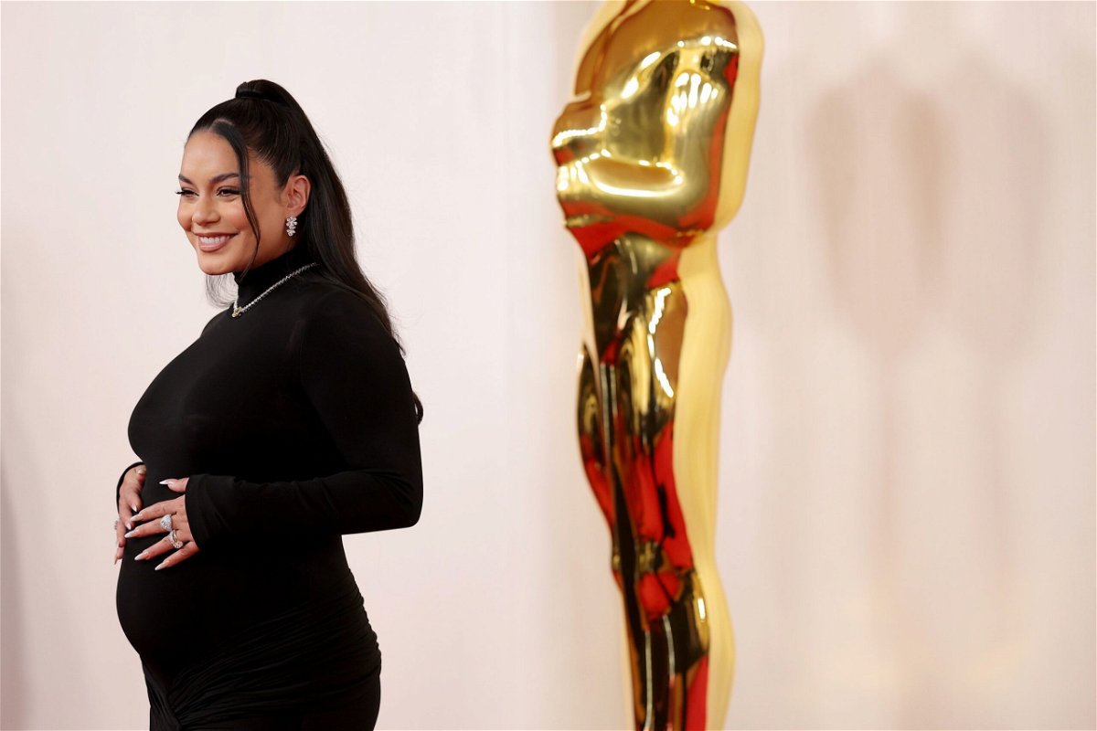 <i>Mike Coppola/Getty Images via CNN Newsource</i><br/>Vanessa Hudgens reveals pregnancy at the 2024 Academy Awards in Hollywood.