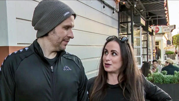 <i>KPIX via CNN Newsource</i><br/>Matt and Caitlin Seliga organize pub crawls in San Francisco.