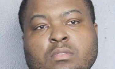 Singer Sean Kingston has bonded out of the Broward County jail