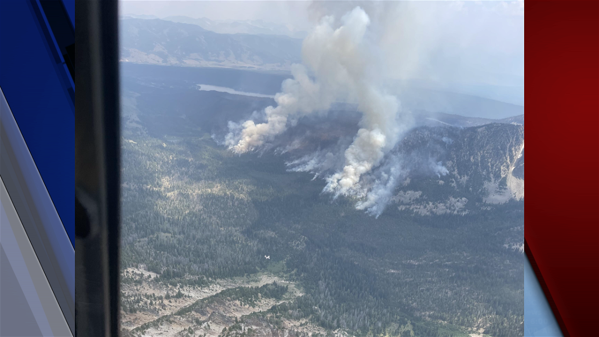Aerial view of Fishhook drainage fire activity July 20, 2024