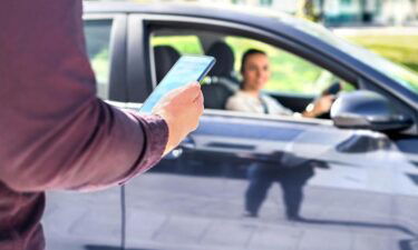 Rideshare driver? Here's why your regular insurance isn't enough