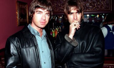 Noel Gallagher (left) and Liam Gallagher (right) pictured in London in 1995.