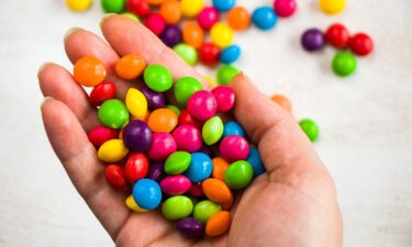 The California Legislature has sent to the governor's desk a bill that would ban six artificial dyes from use in public school foods.