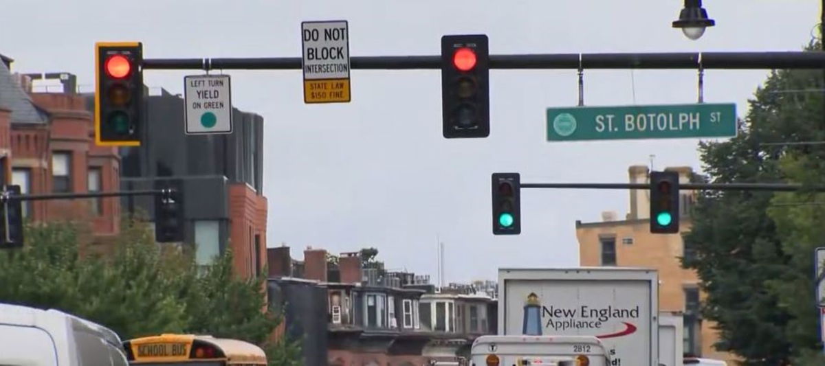 <i>WBZ via CNN Newsource</i><br/>Boston and Google AI are teaming up to help improve traffic flow with improved light timing at intersections.