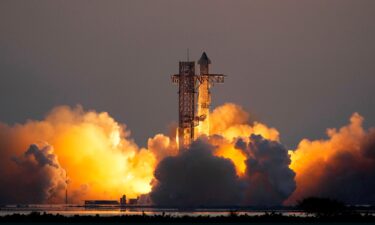 The SpaceX Starship spacecraft flies above Earth on Sunday.