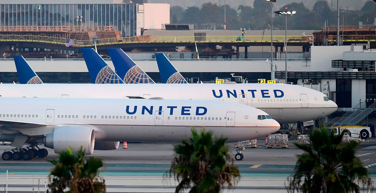 <i>Frederic J. Brown/AFP/Getty Images via CNN Newsource</i><br/>Airlines in the United States are now required to give passengers cash refunds if their flight is significantly delayed or canceled