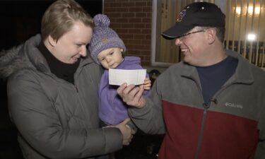 After seeing our story Monday about a hard-working family in Warren having their Christmas decorations stolen