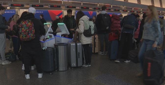 <i>WBZ via CNN Newsource</i><br/>It was the perfect storm at Logan Airport – holiday travel traffic and icy runways led to long lines and plenty of delays.