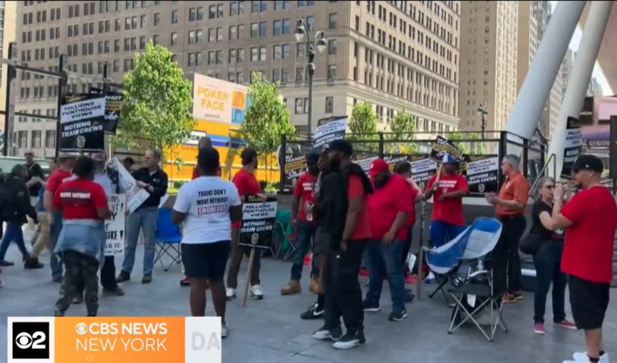 <i>WCBS via CNN Newsource</i><br/>NJ Transit trains are still not running Sunday as the engineer strike entered its third day. Talks are continuing May 18 with a mediator at NJ Transit headquarters in Newark. Last week