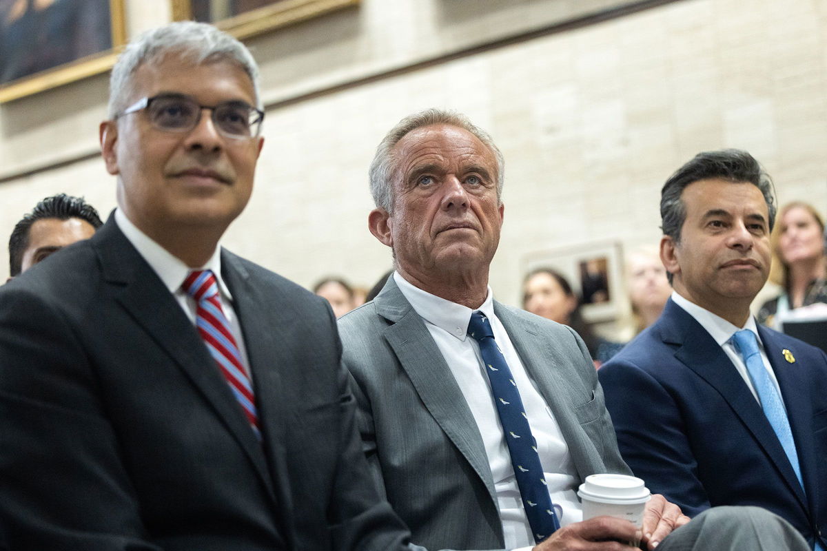 <i>Nathan Posner/Anadolu/Getty Images via CNN Newsource</i><br/>NIH Director Dr. Jay Bhattacharya