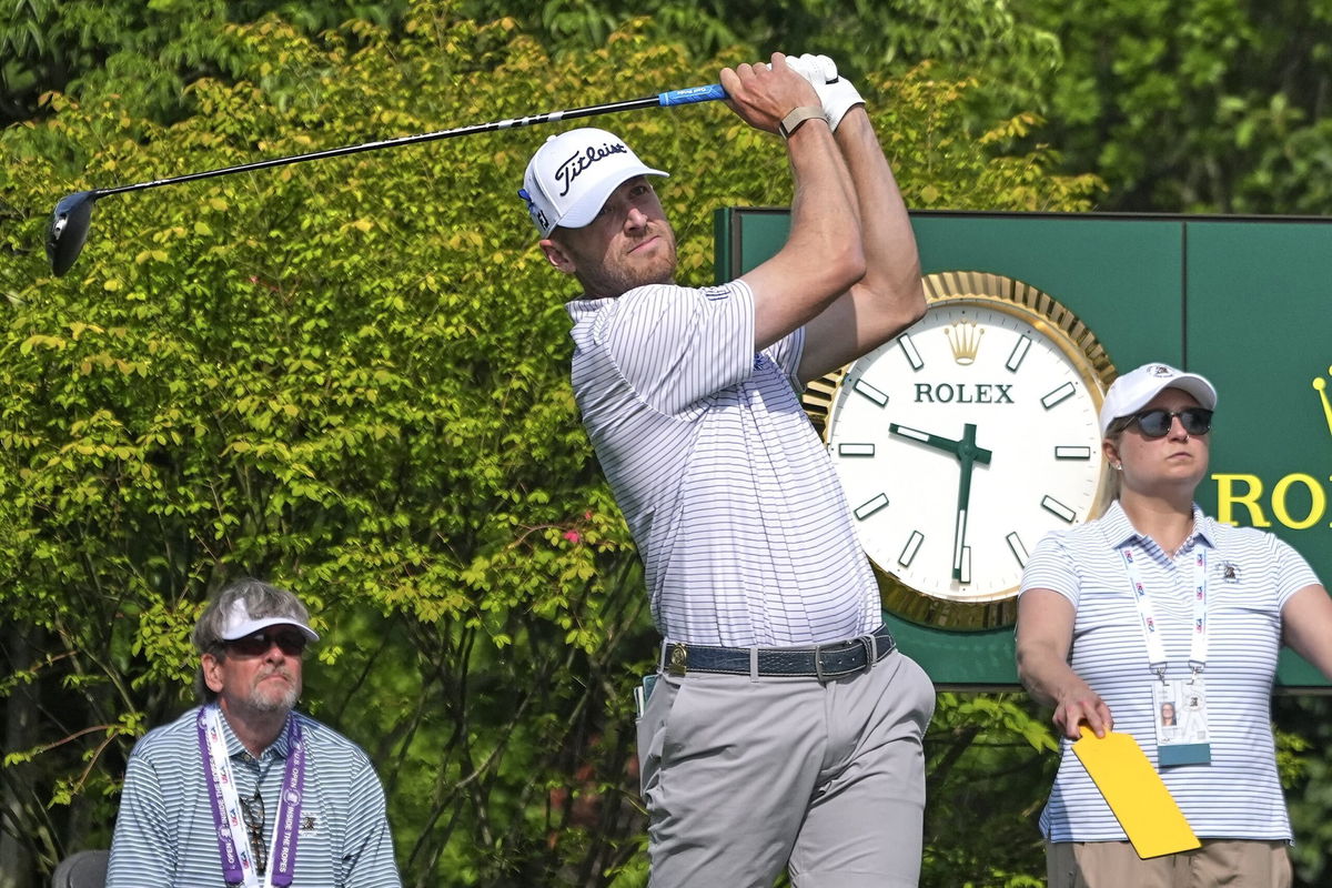 <i>Gene J. Puskar/AP via CNN Newsource</i><br/>Vogt signing autographs for fans at Oakmont Country Club ahead of the US Open.